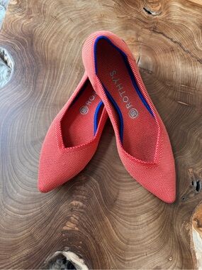 Rothy's Rare Retired Persimmon Pointed Knit Flats with Blue Lining